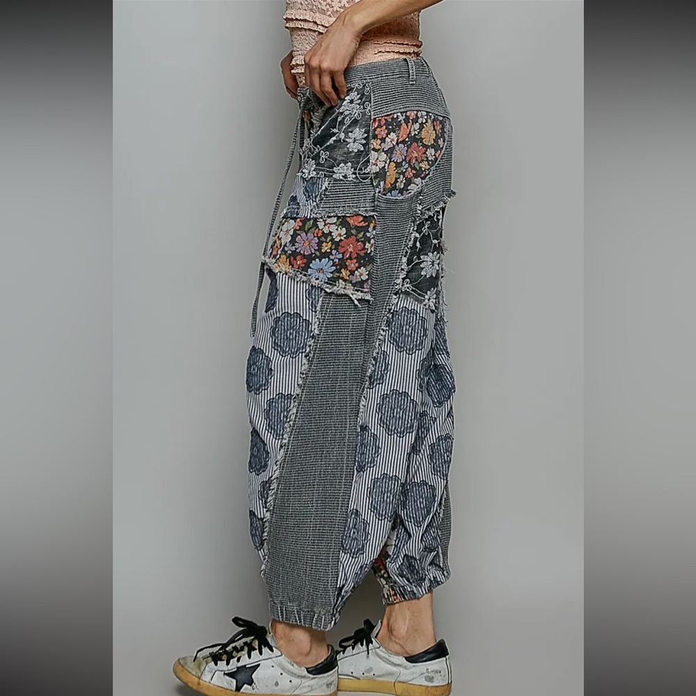 POL Multicolor Patchwork Wide-Leg Pants. (JUST IN for SPRING) - Picture 3 of 5